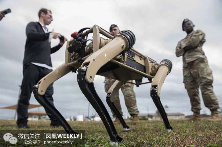 未来士兵将成机器人的"牧羊人"